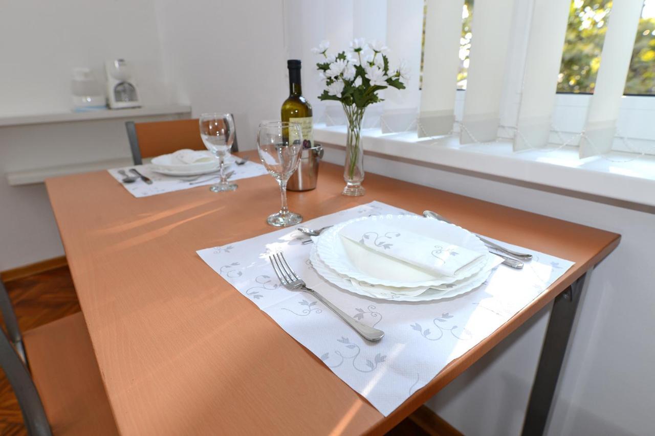 Central Spot Apartments Belgrade Extérieur photo
