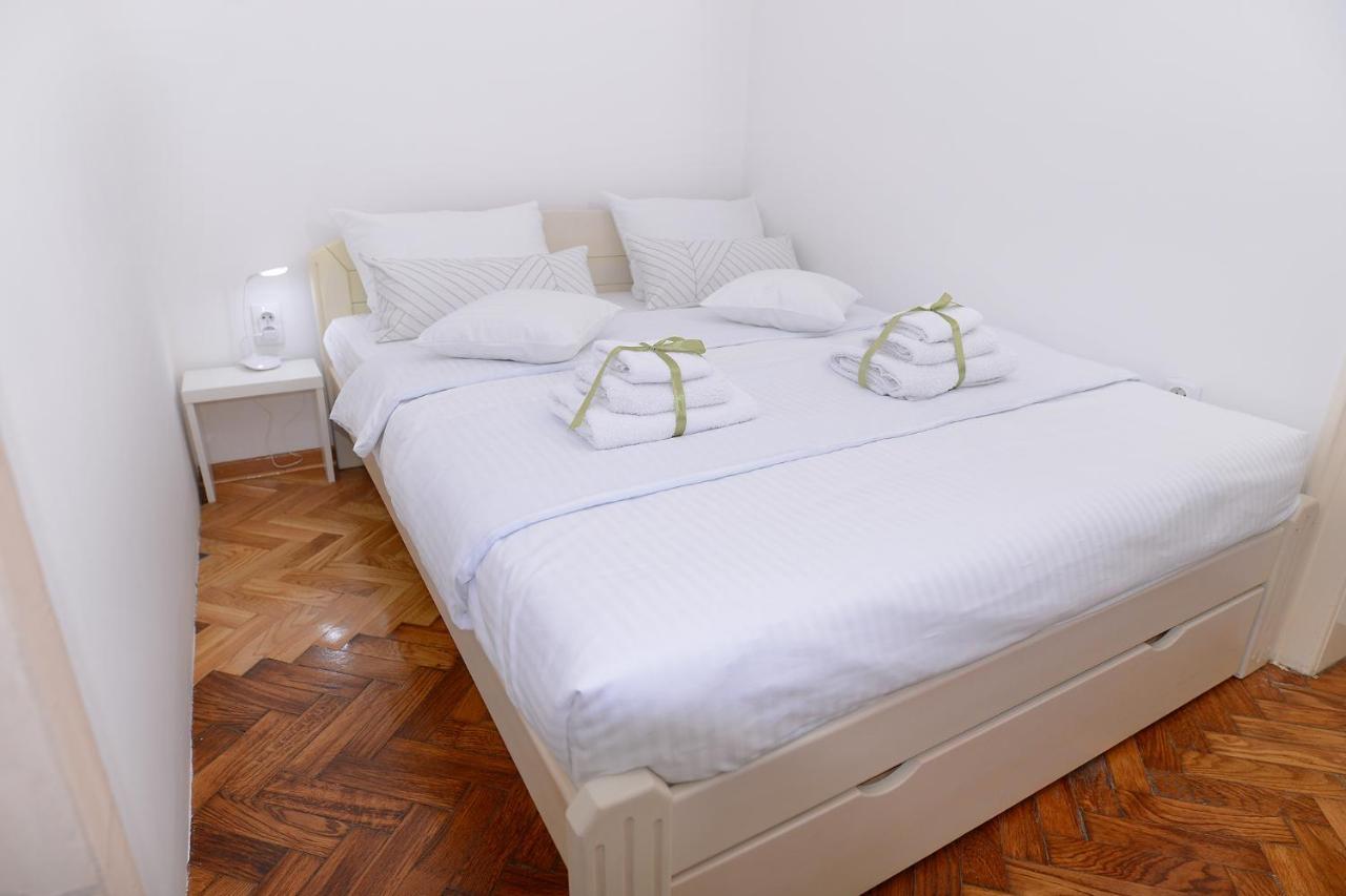 Central Spot Apartments Belgrade Extérieur photo