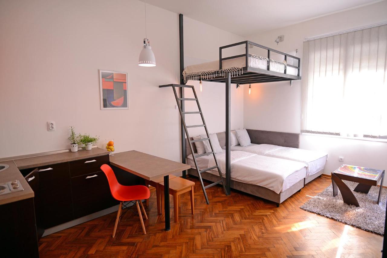 Central Spot Apartments Belgrade Extérieur photo