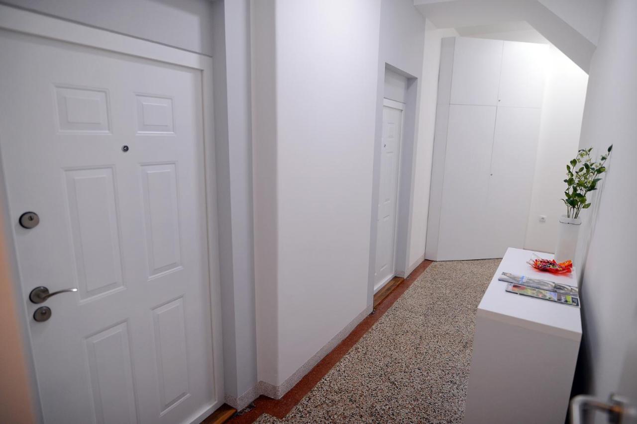 Central Spot Apartments Belgrade Extérieur photo